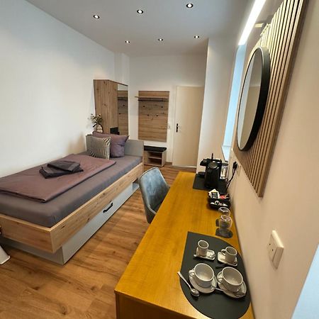 Artemis Zimmervermietung 5 Ein Bettzimmer Sundern Exterior foto